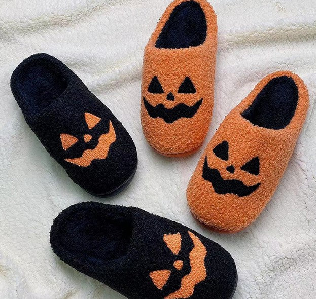 VELORA Pumpkin Face Indoor Slippers